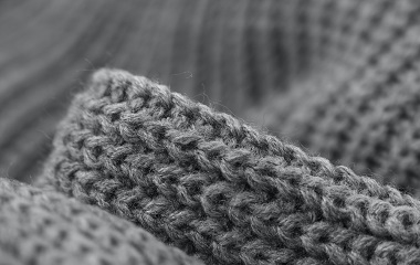 What are the characteristics of mattress knitted fabric(2)