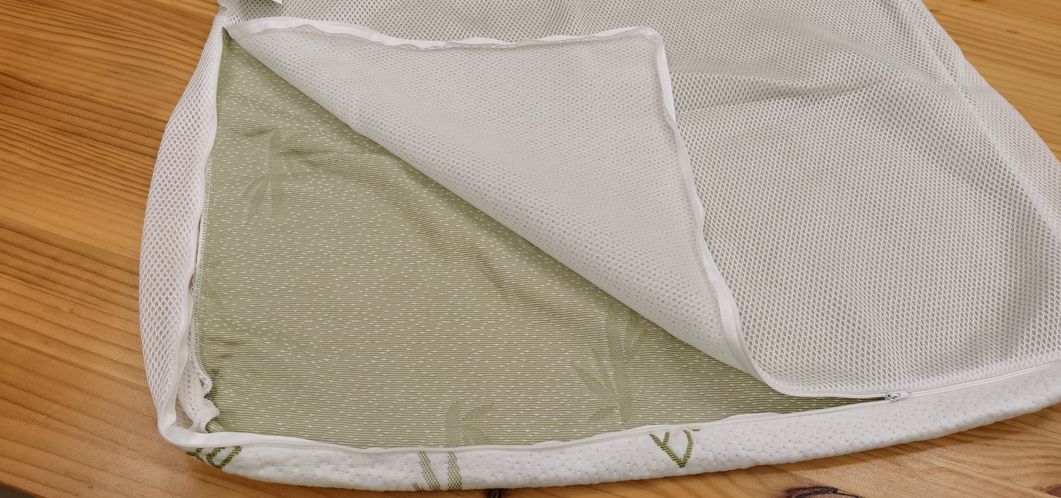 BAMBOO FABRIC WITH AIR MESH BREATHABLE BACK PILLOW COVER