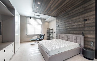 How often does the mattress change(2)